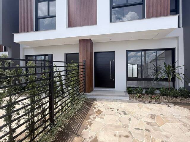 #206 - Sobrado para Venda em Nova Santa Rita - RS - 2