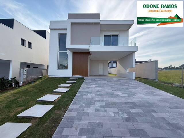 #207 - Casa para Venda em Nova Santa Rita - RS - 1