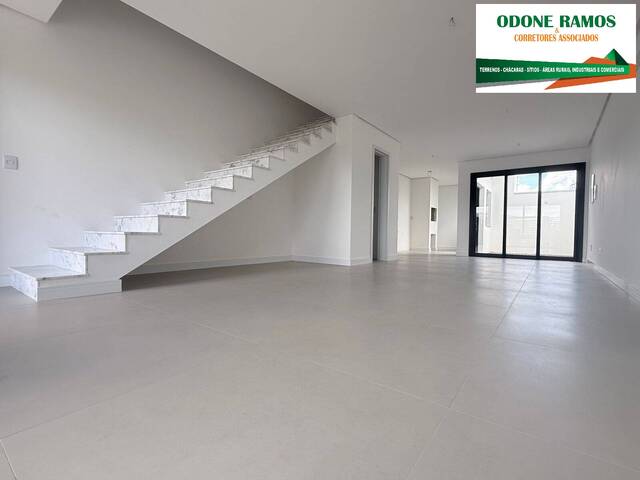 #207 - Casa para Venda em Nova Santa Rita - RS - 3