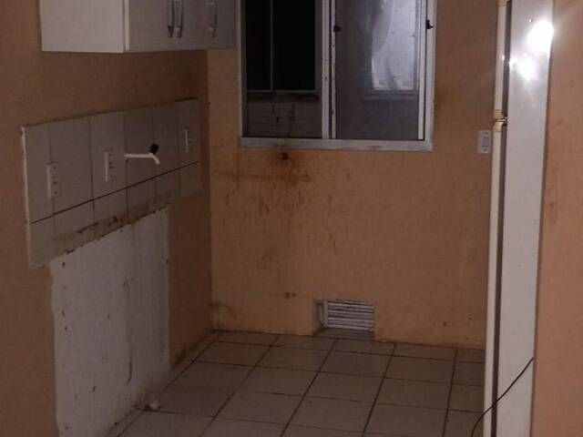 #209 - Apartamento para Venda em Nova Santa Rita - RS - 2
